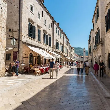Lee Loo * Dubrovnik